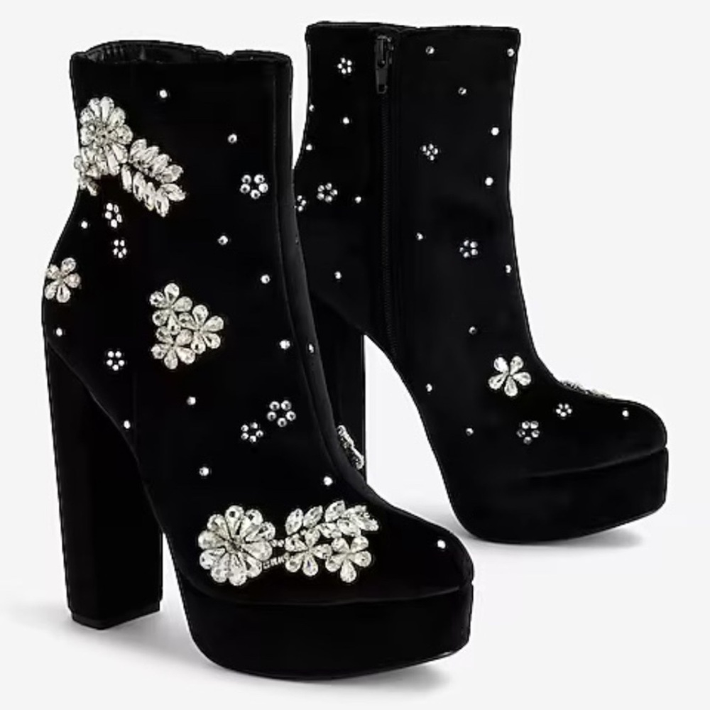 NWT Rhinestone Embellished Platform Heeled Ankle Boot